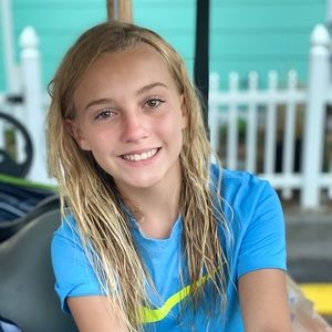 Meet your Posher, Nakyhia